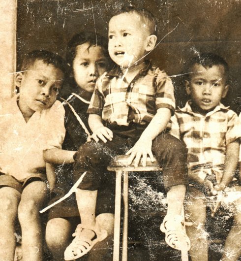 amar_duduk_besar